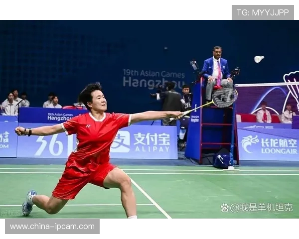 武汉羽毛球队防守革新背后的故事与战术解析 武汉羽毛球队防守革新背后的故事与战术解析