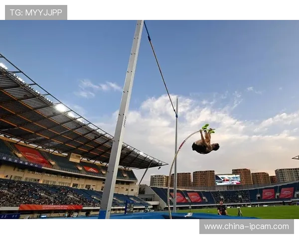 洲际赛分析：BLG在比赛中的耐力与韧性表现深度解读