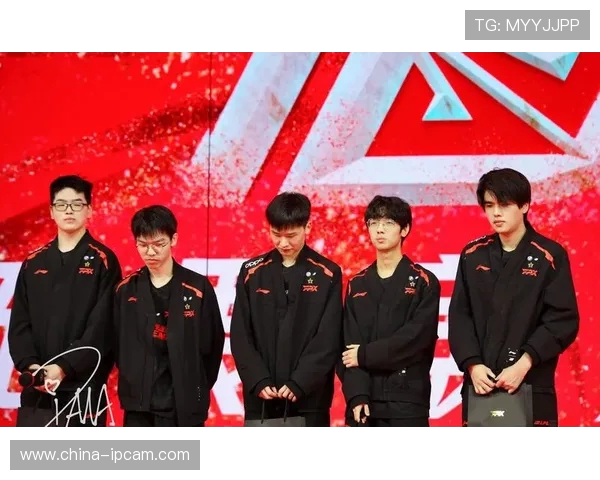 FPX与EDG激战正酣 谁将成为英雄联盟夏季赛冠军的最终赢家